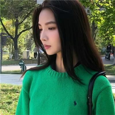 指间的重量海报