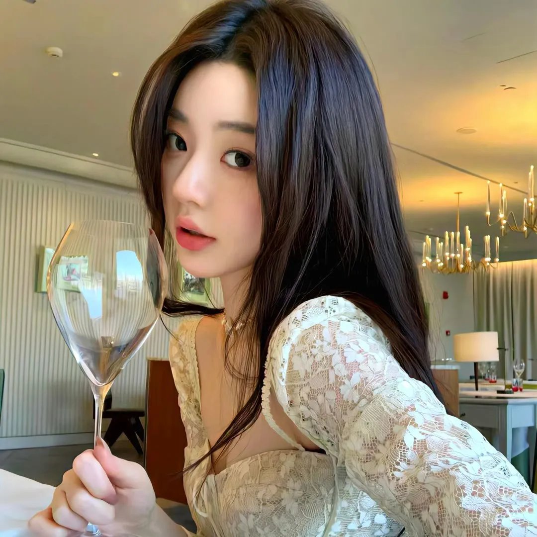 第一次的辣妹海报